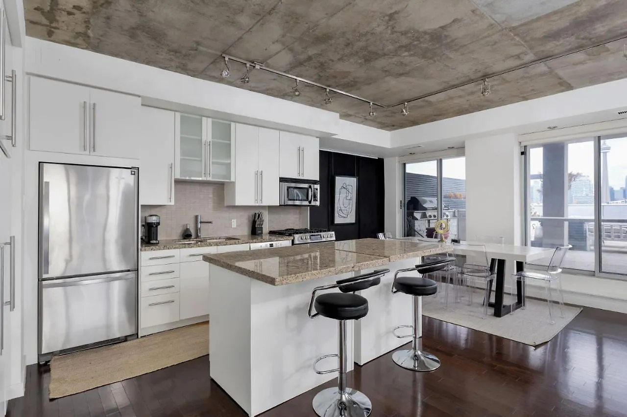 2 Bedroom Suite W Terrace And Parking! Toronto Canada